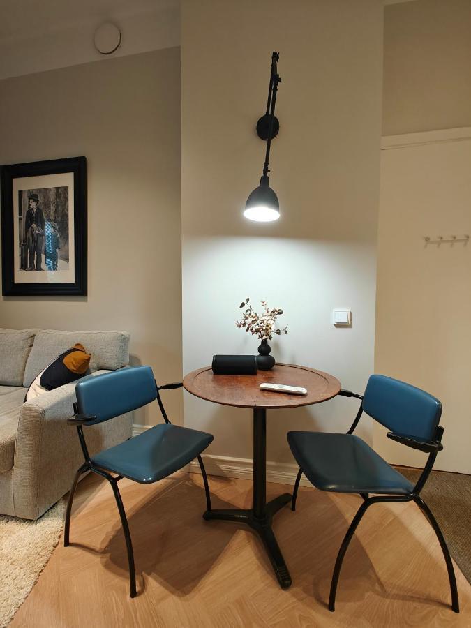 Design Studio In Kamppi Leilighet Helsingfors Eksteriør bilde